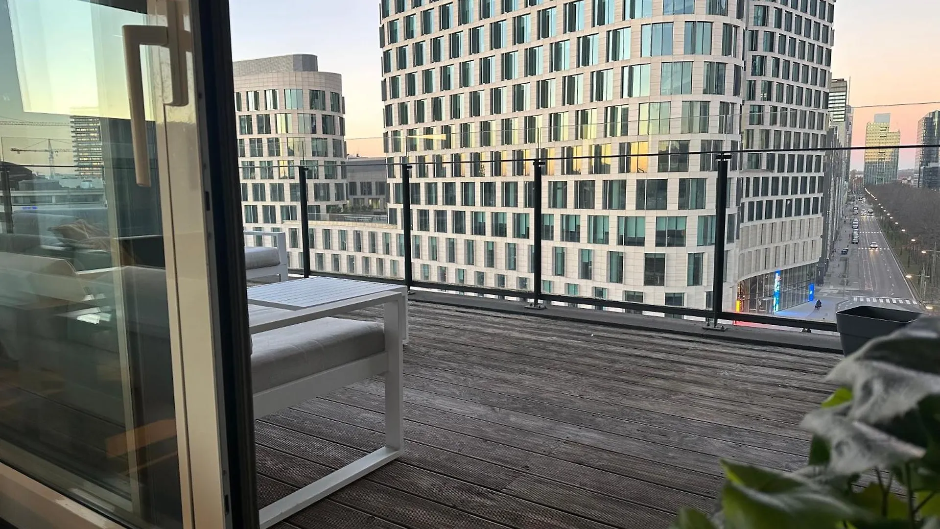 Apartment With Balcony In Brussels Center Bélgica
