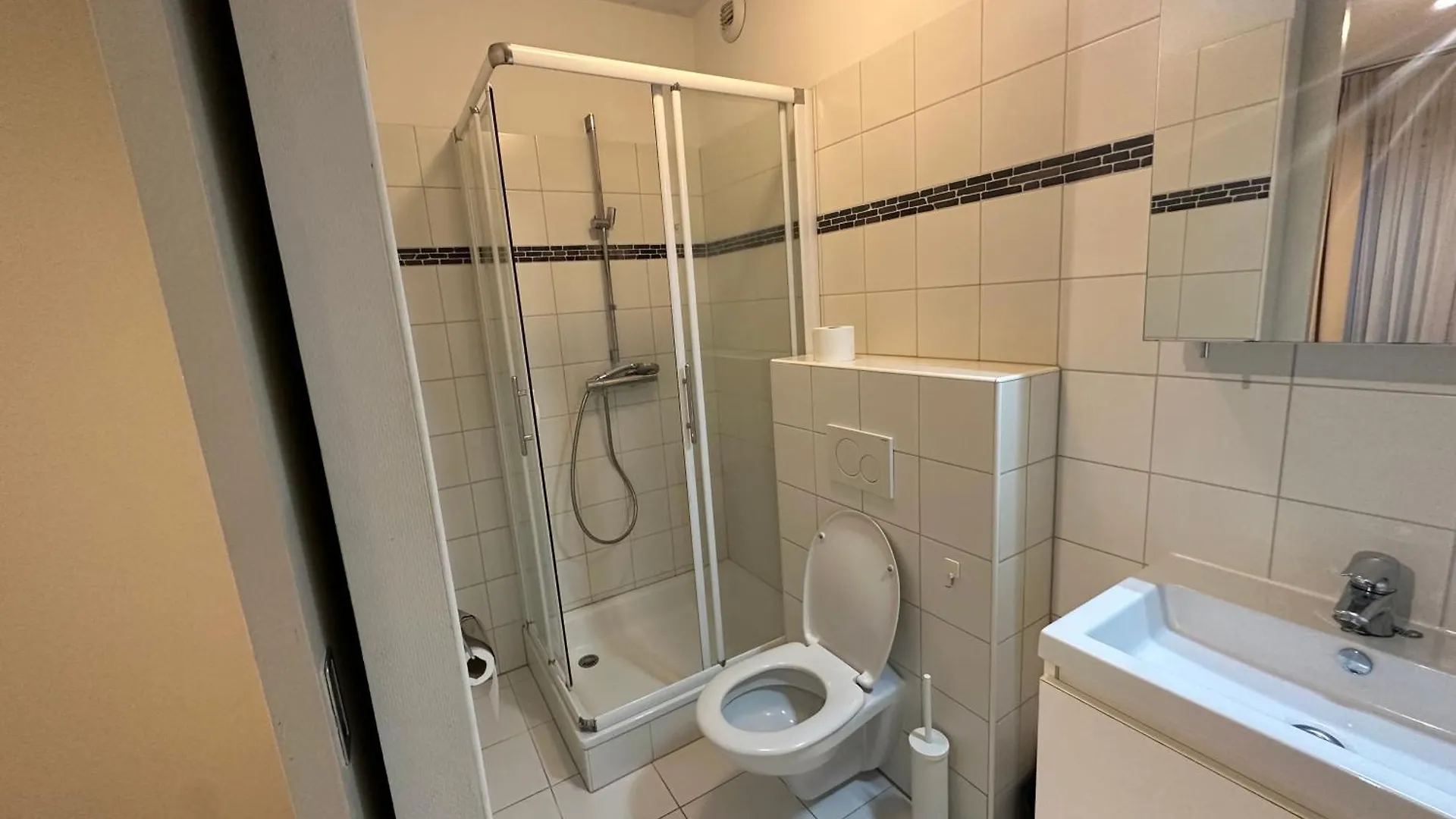 Apartment With Balcony In Brussels Center