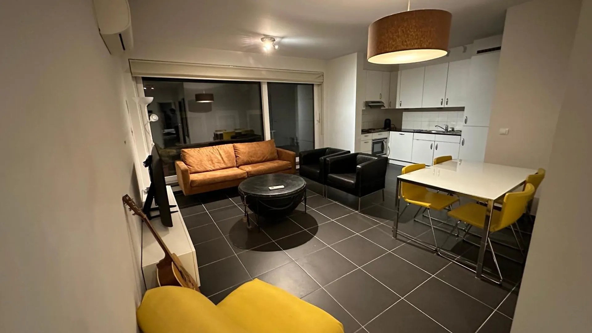 Apartment With Balcony In Brussels Center Bélgica