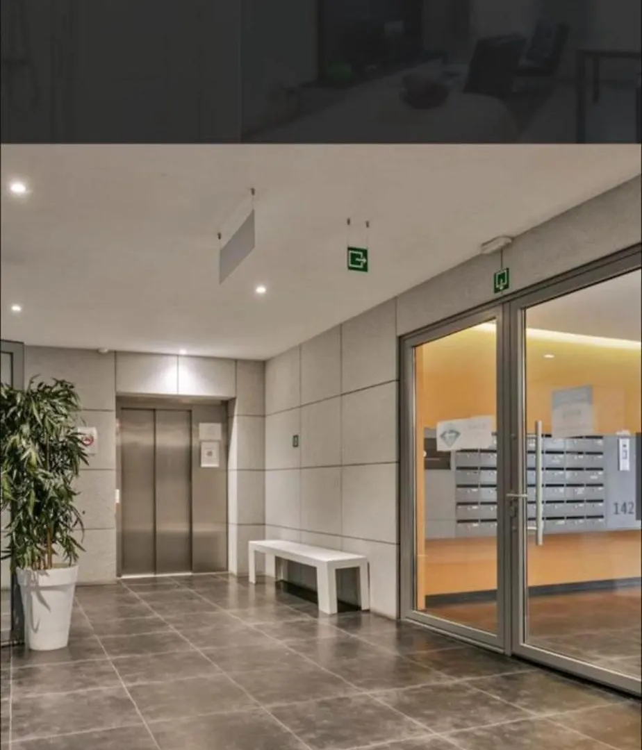Apartment With Balcony In Brussels Center 0*,  Bélgica